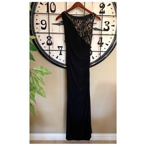 Scarlett Nite Sleeveless Sequin Gown